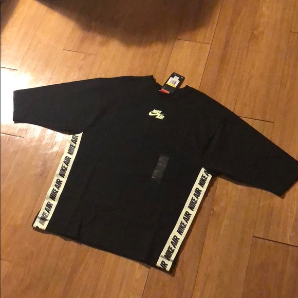 NWT NIKE Air Sportswear Shirt - Picture 1 of 4